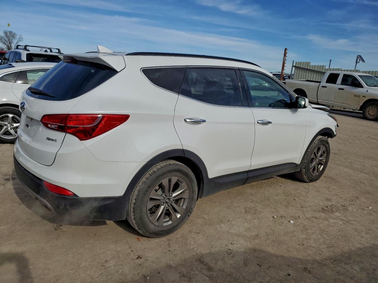 2014 Hyundai Santa Fe Sport - Image 3