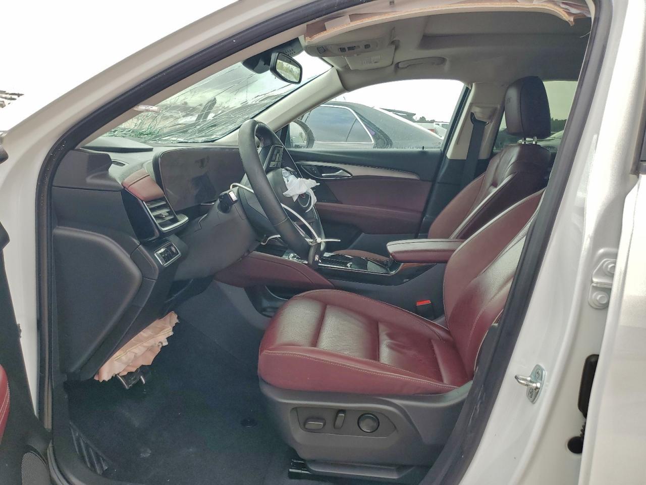 2024 Buick Envision Essence - Image 7