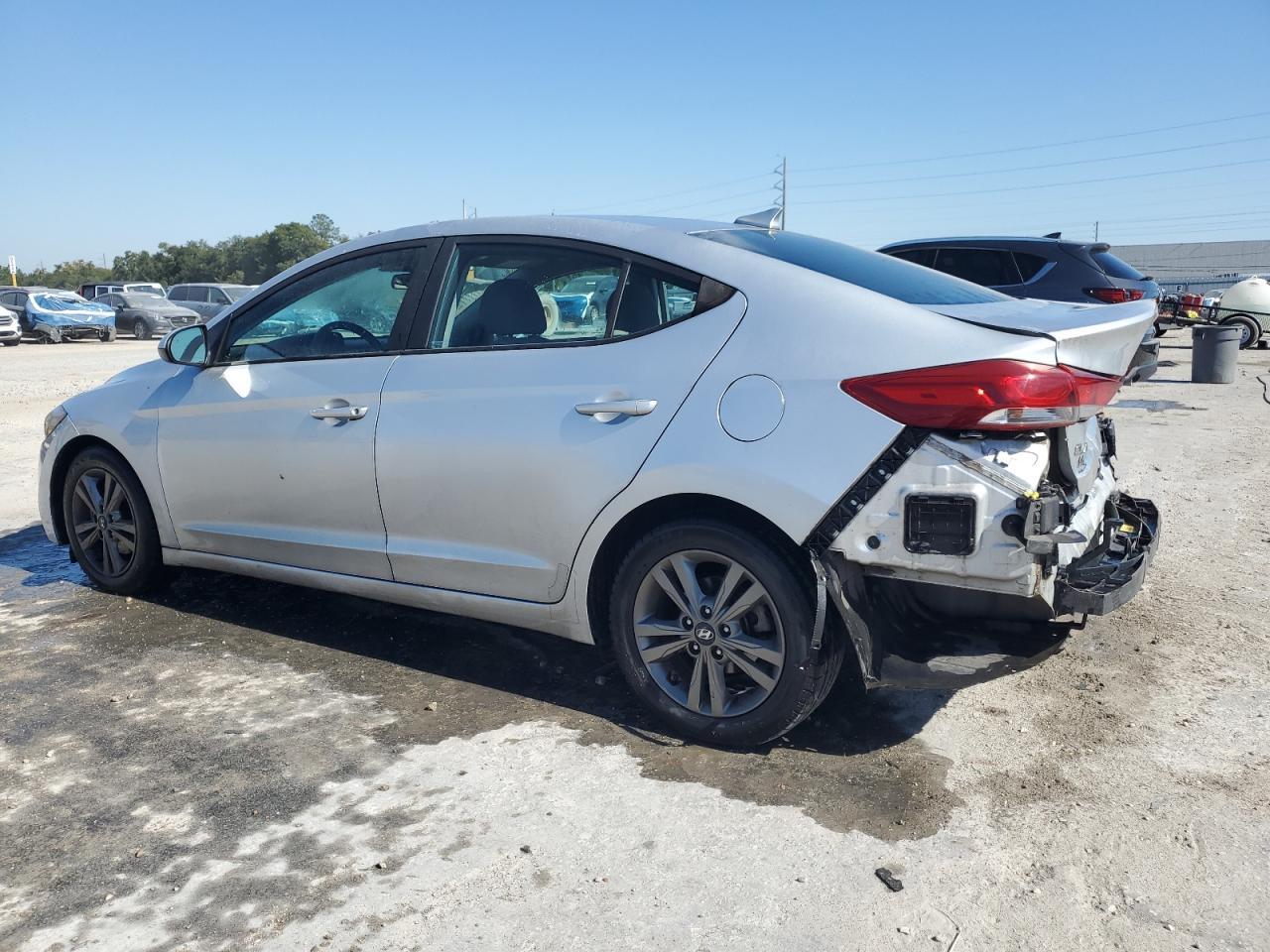 2018 Hyundai Elantra Sel - Фото 2