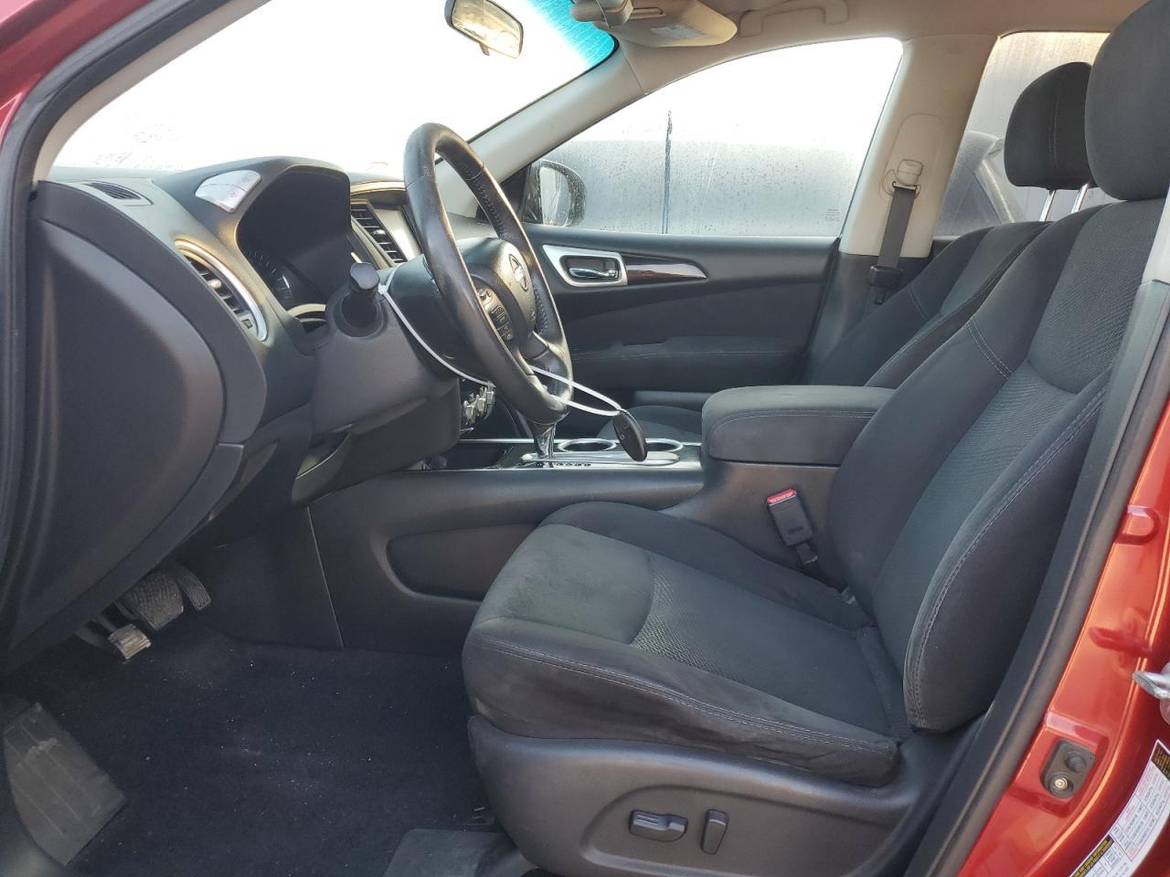 2014 Nissan Pathfinder S - Image 7