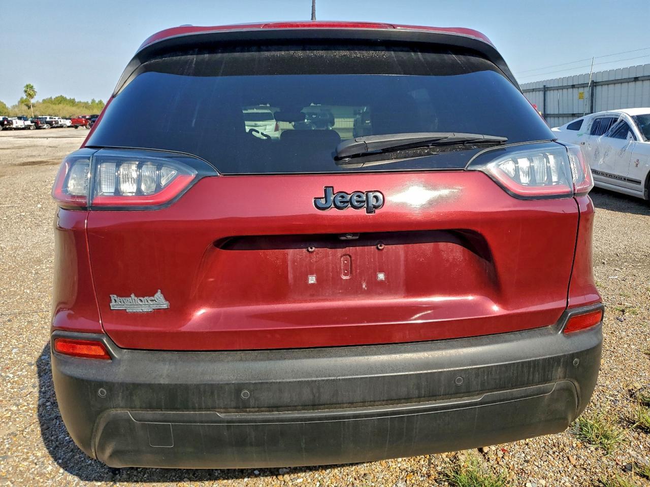 2021 Jeep Cherokee Latitude Plus - Image 6