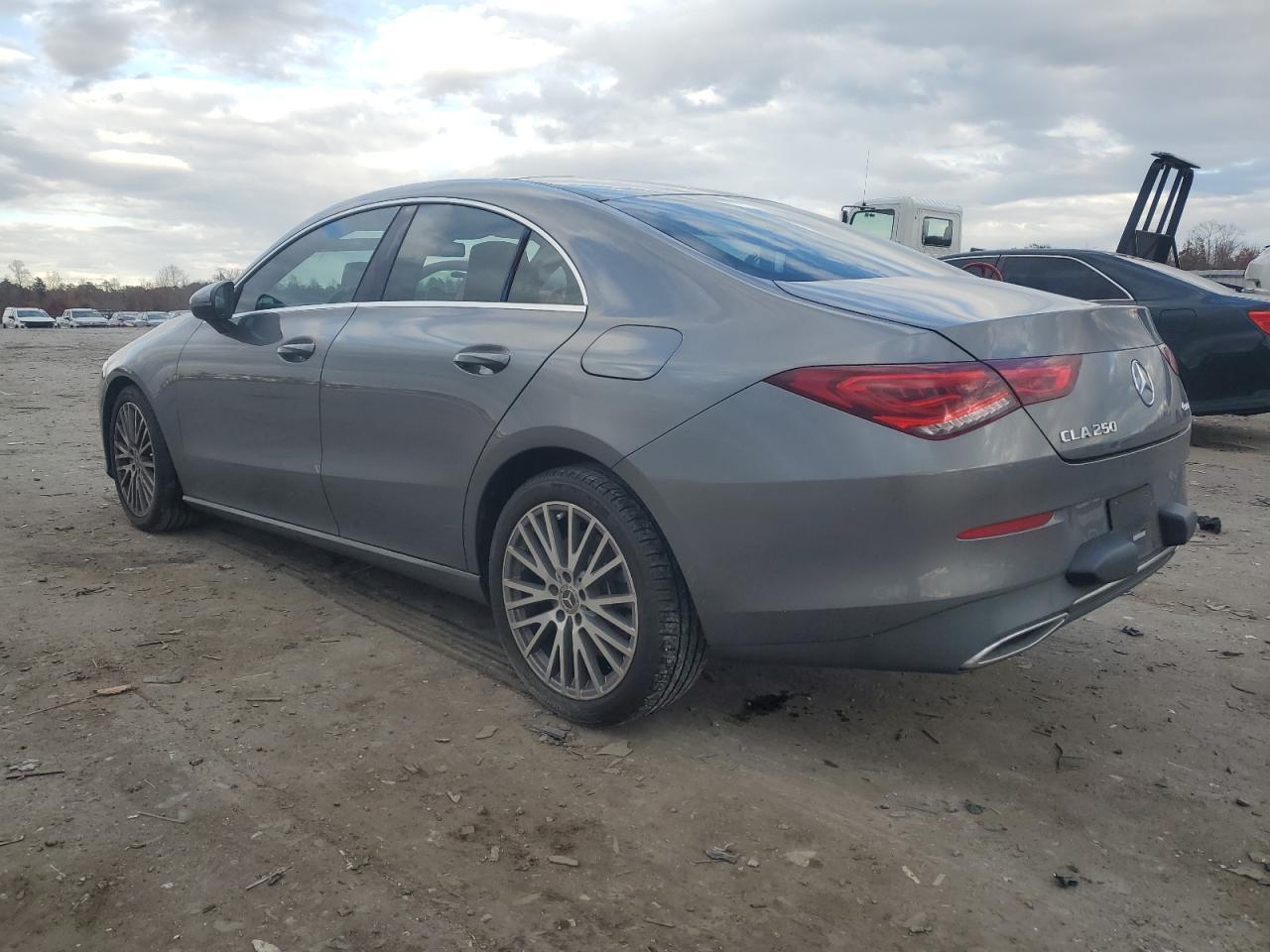 2020 Mercedes-Benz Cla 250 4Matic - Фото 2