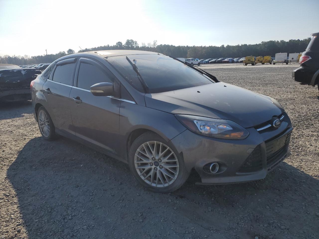 2014 Ford Focus Titanium - Фото 4