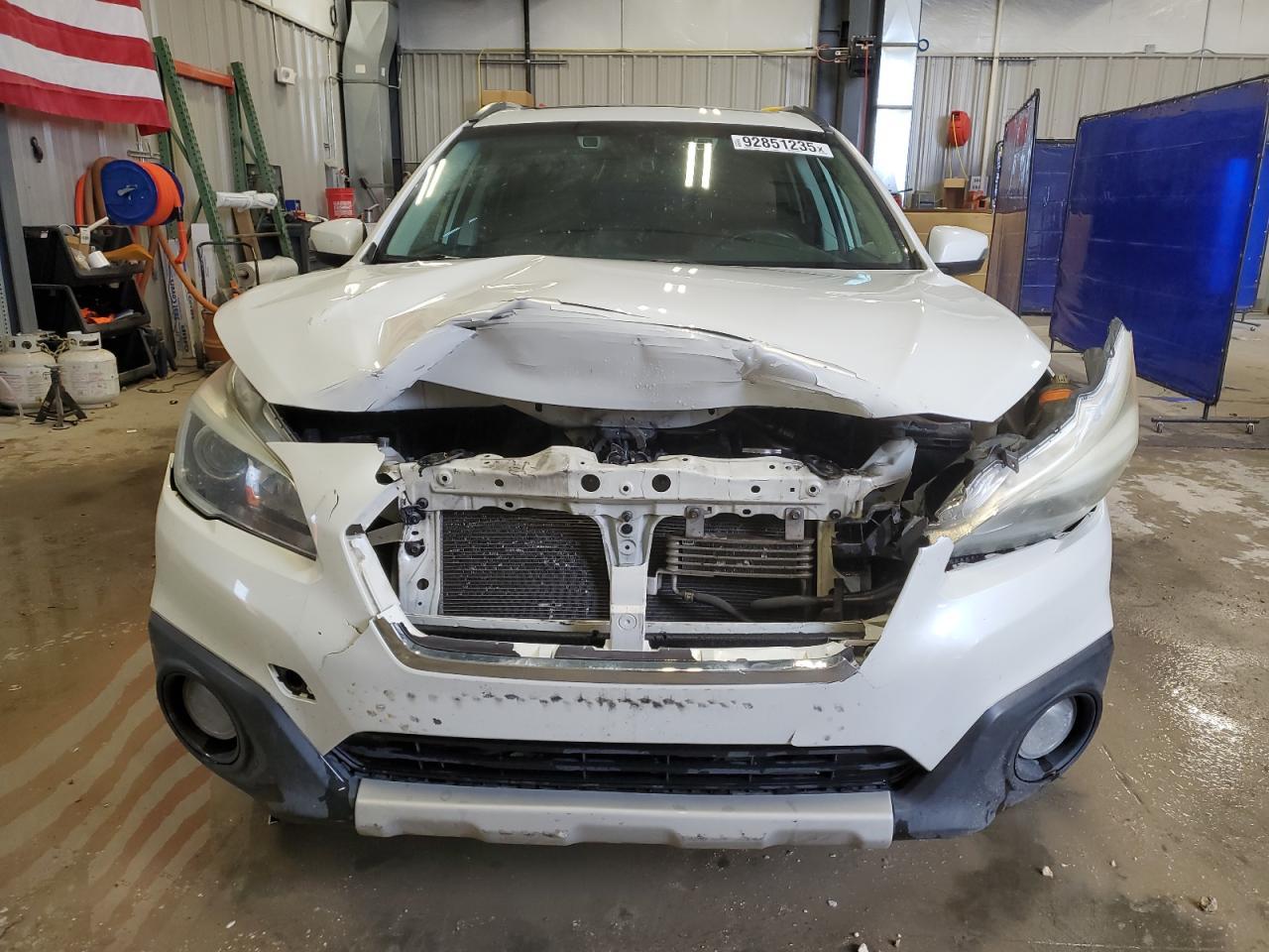 2017 Subaru Outback Touring - Фото 5