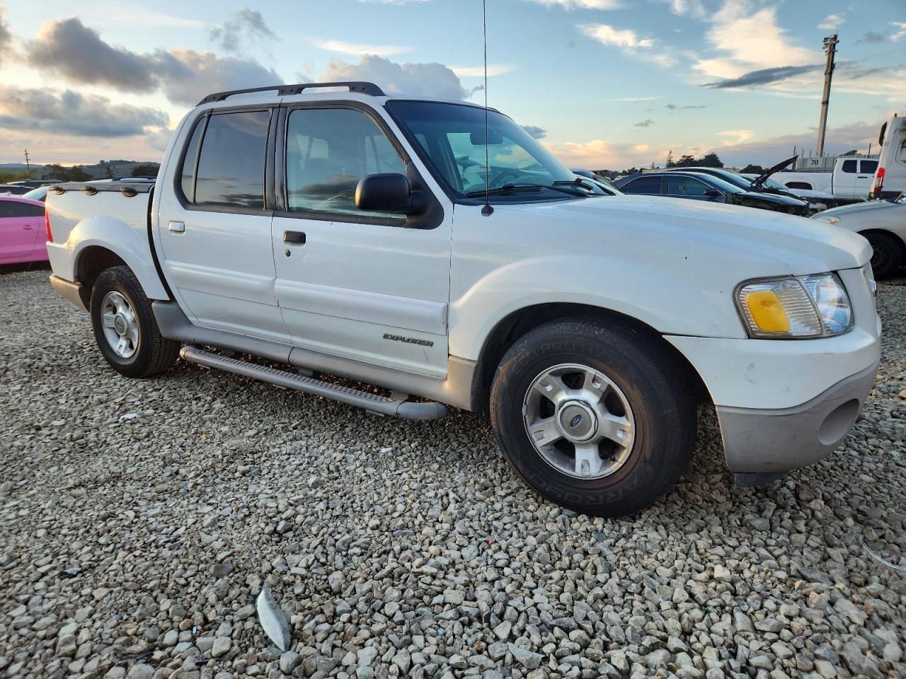 2001 Ford Explorer Sport Trac - Image 4