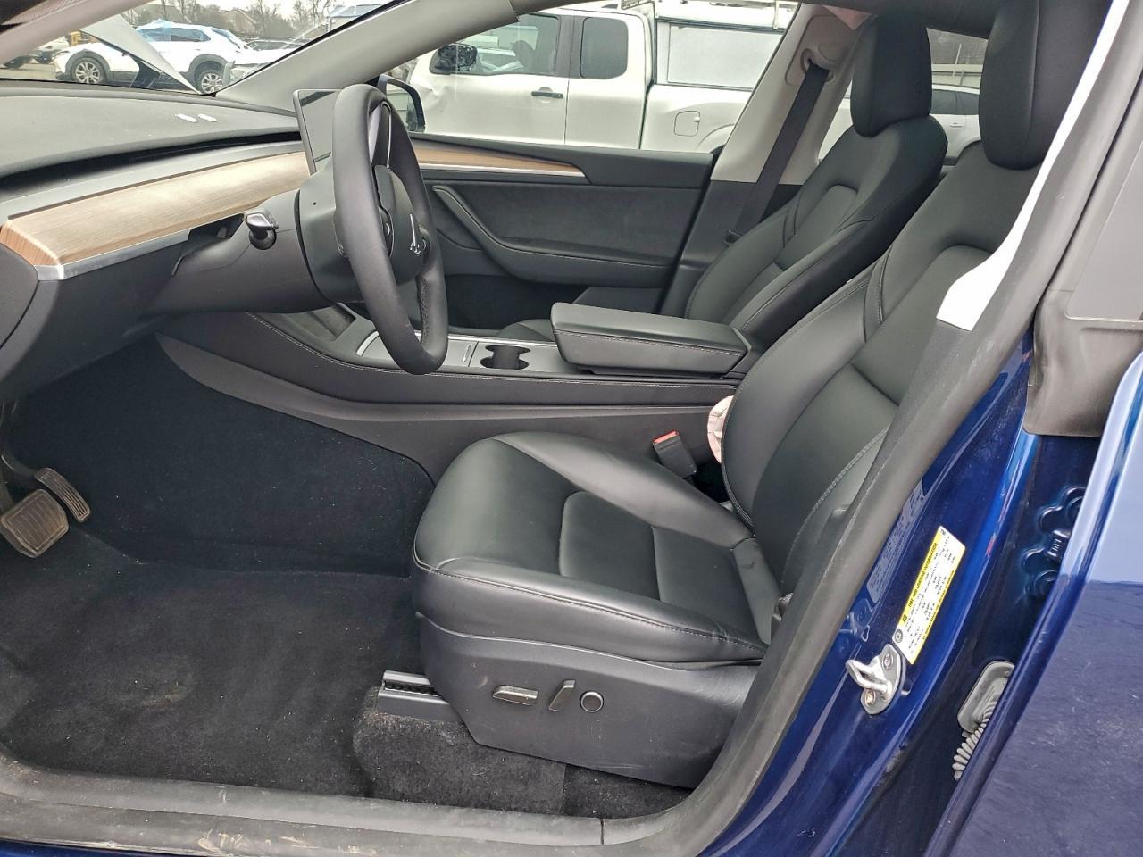 2024 Tesla Model Y - Фото 7