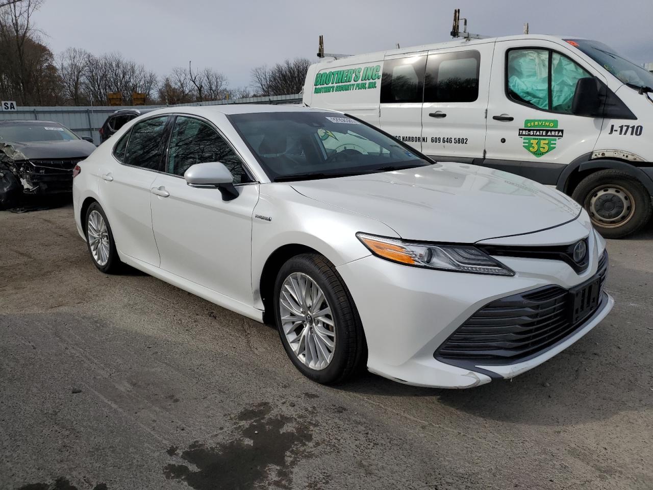 2020 Toyota Camry Xle - Image 4