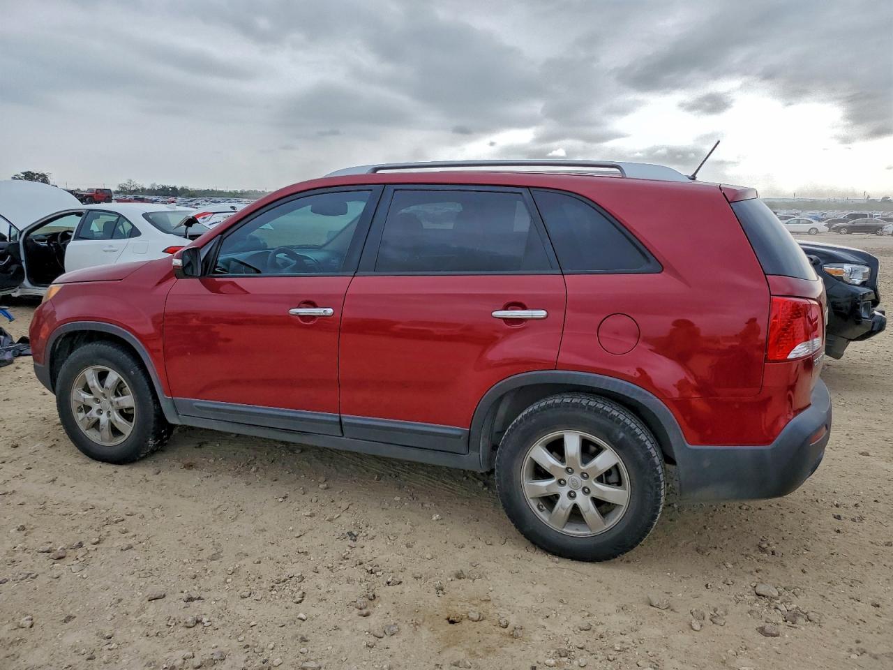 2011 Kia Sorento - Фото 2