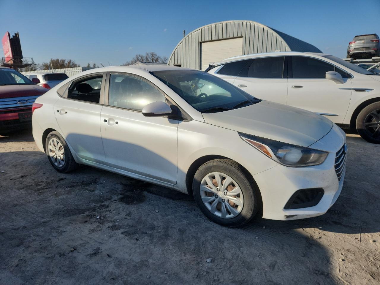2020 Hyundai Accent Se - Фото 4