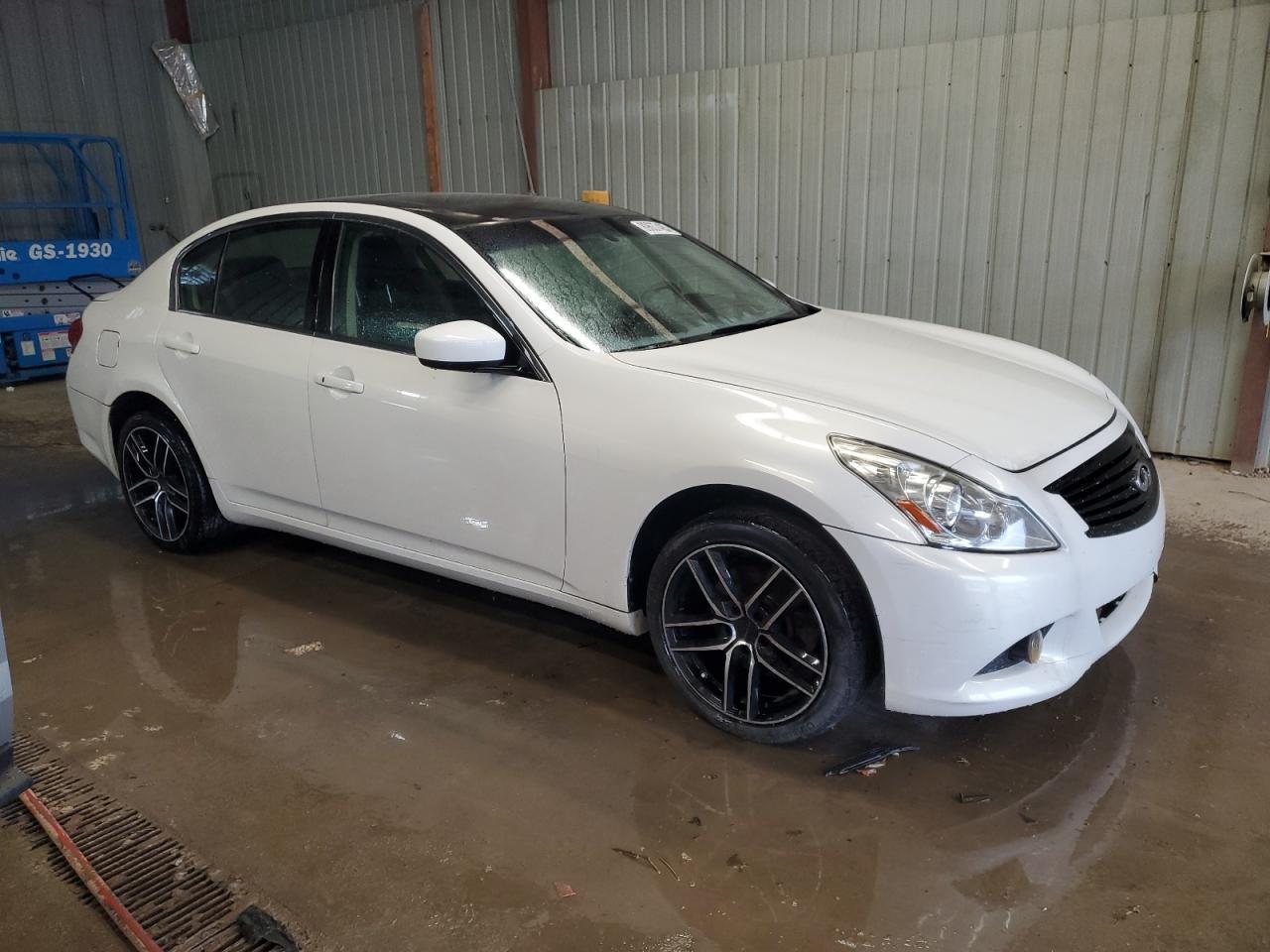 2012 Infiniti G37 Sedan - Фото 4