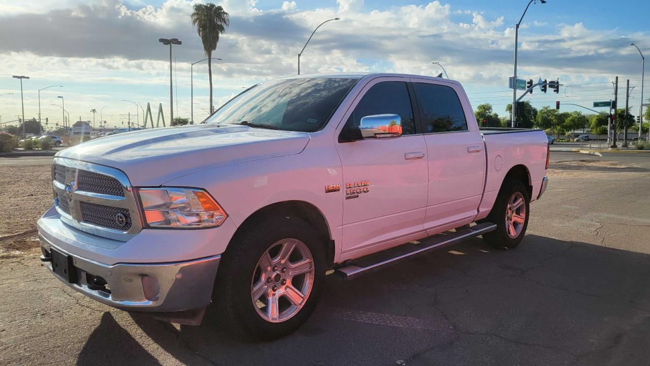 2019 Ram 1500 Classic Slt - Фото 2