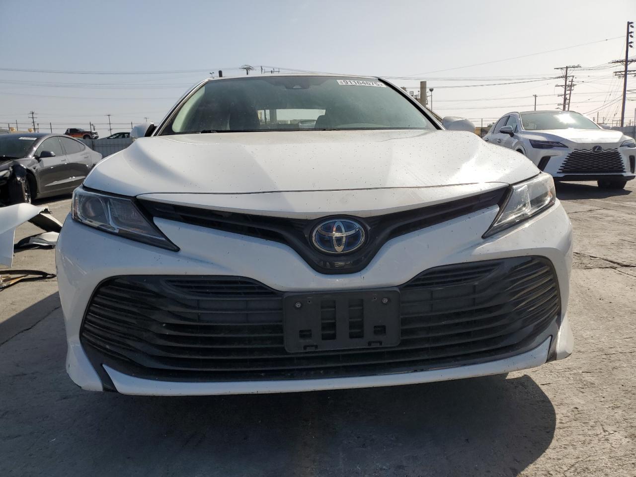2020 Toyota Camry Le - Image 5