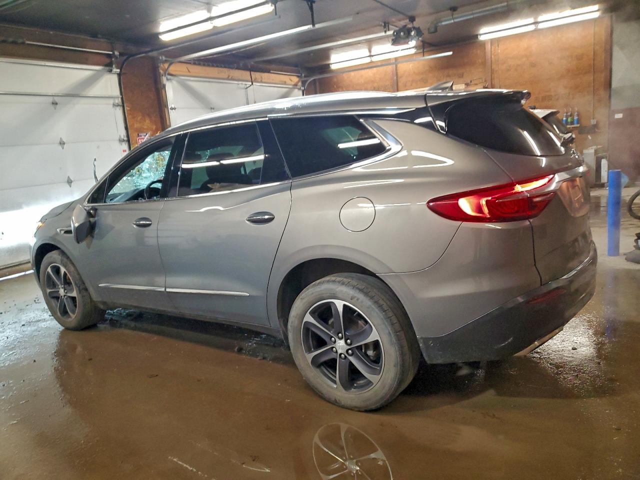 2019 Buick Enclave Essence - Image 2