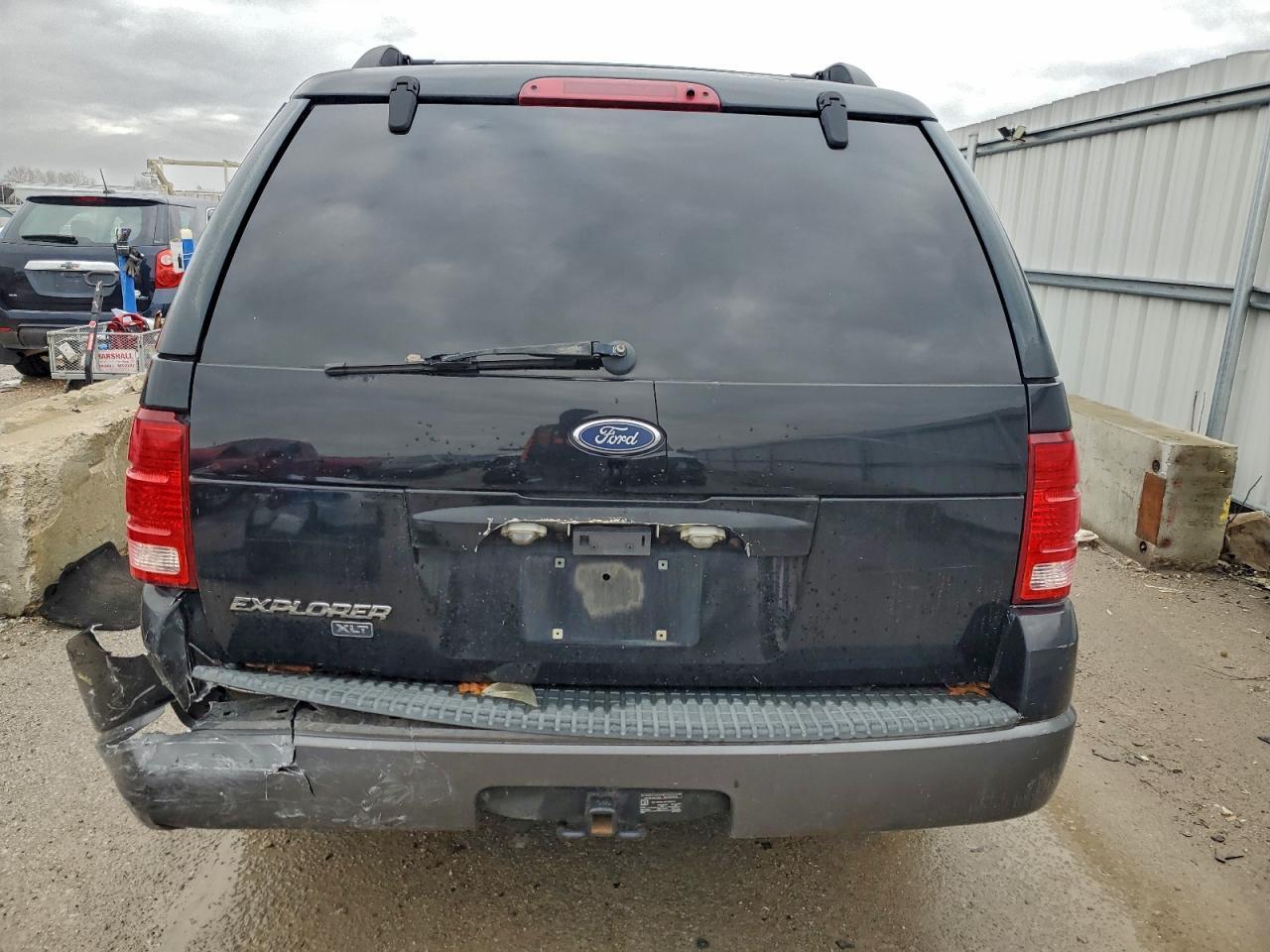 2004 Ford Explorer Xlt - Image 6