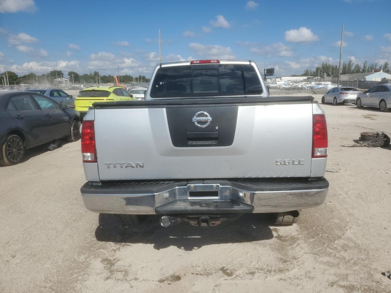 2004 Nissan Titan Xe - Image 6