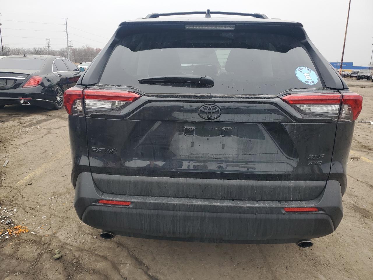 2025 Toyota Rav4 Xle Premium - Image 6