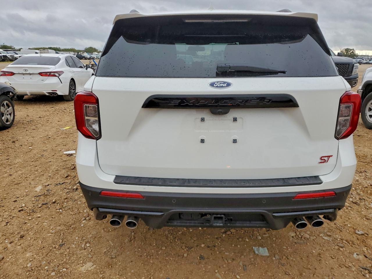 2023 Ford Explorer St - Image 6
