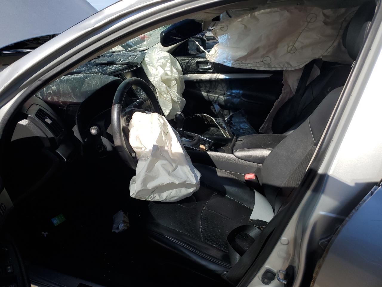 2013 Infiniti G37 - Image 7