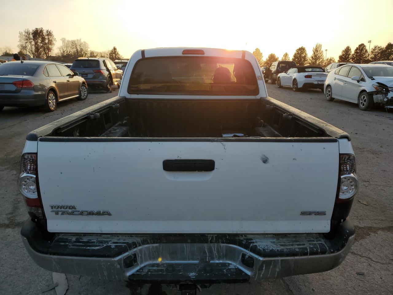 2011 Toyota Tacoma Access Cab - Image 6