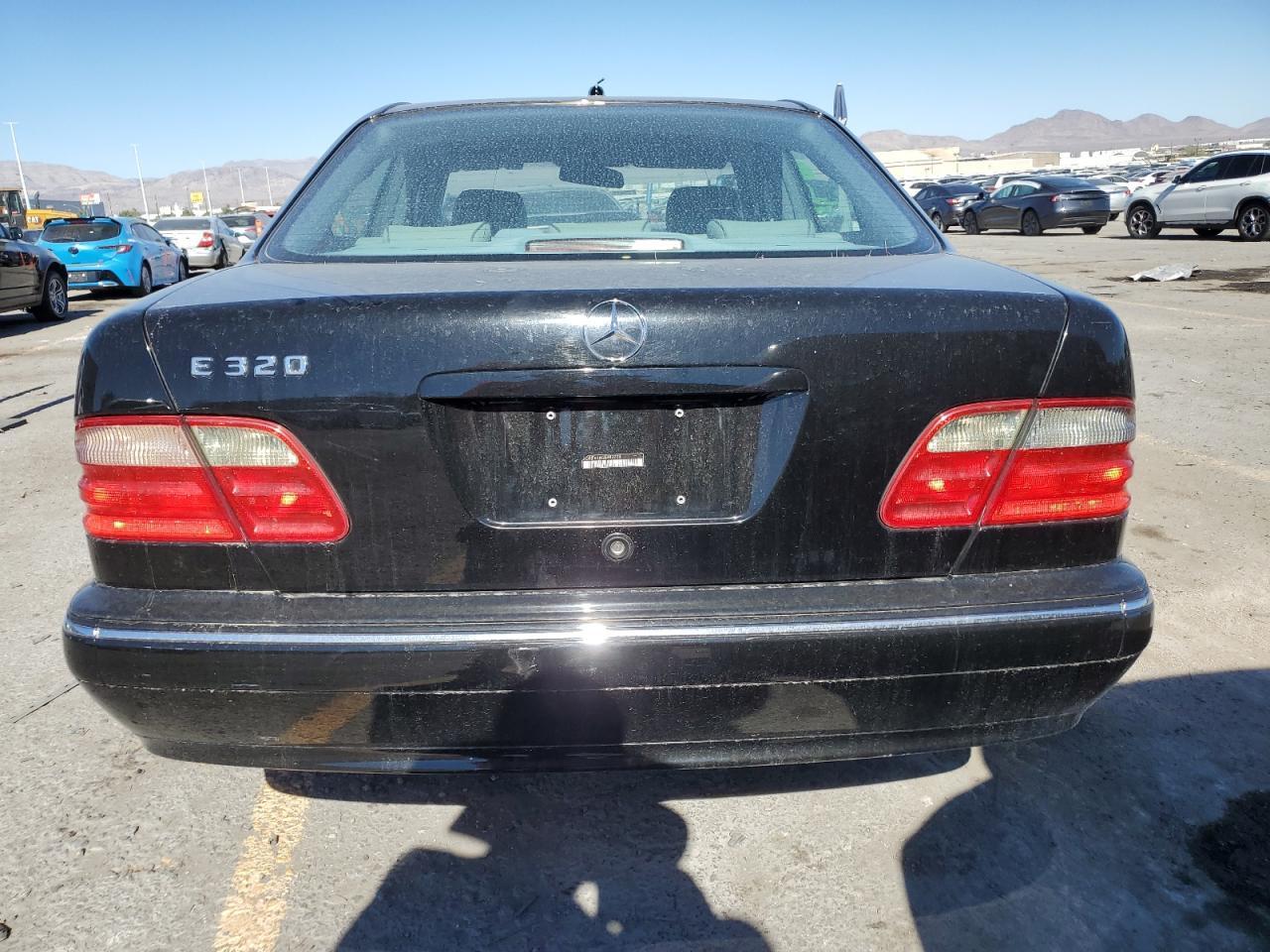 2002 Mercedes-Benz E 320 - Фото 6