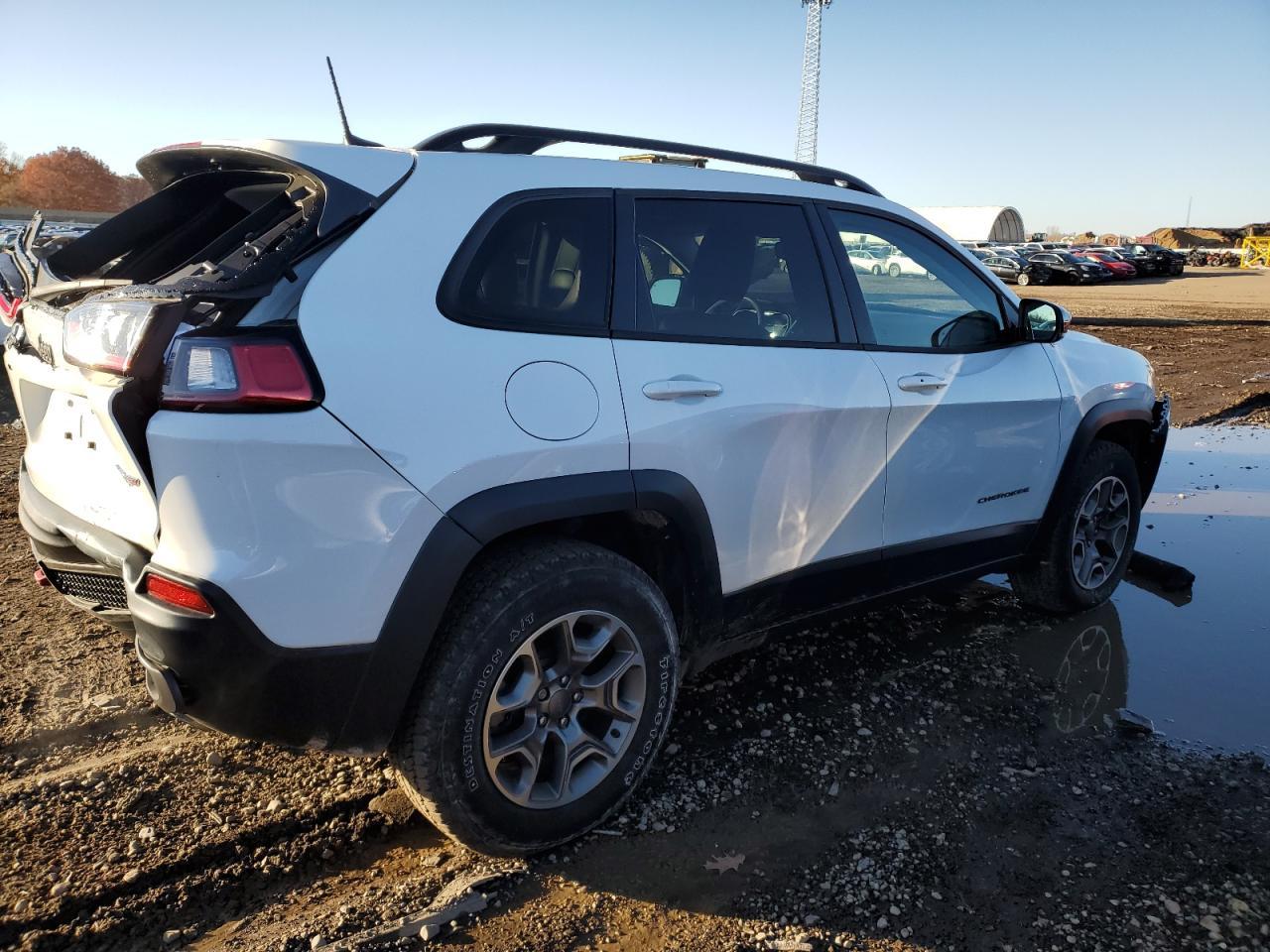2022 Jeep Cherokee Trailhawk - Фото 3