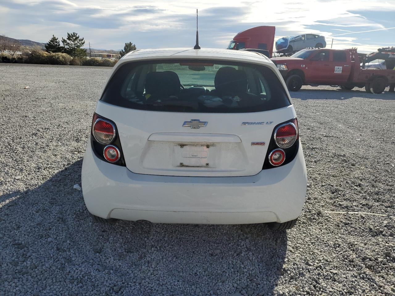 2013 Chevrolet Sonic Lt - Фото 6