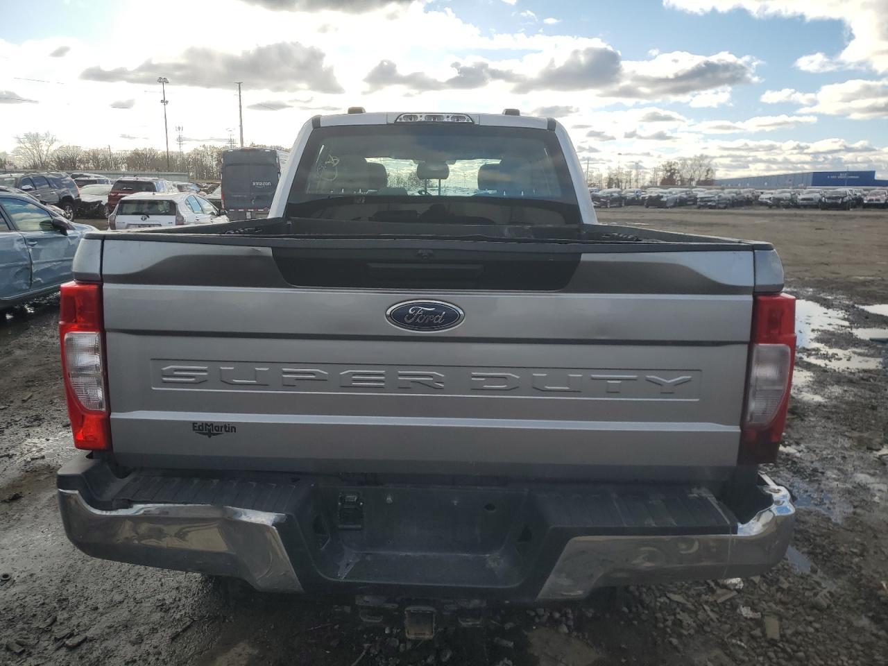 2020 Ford F250 Super Duty - Фото 6