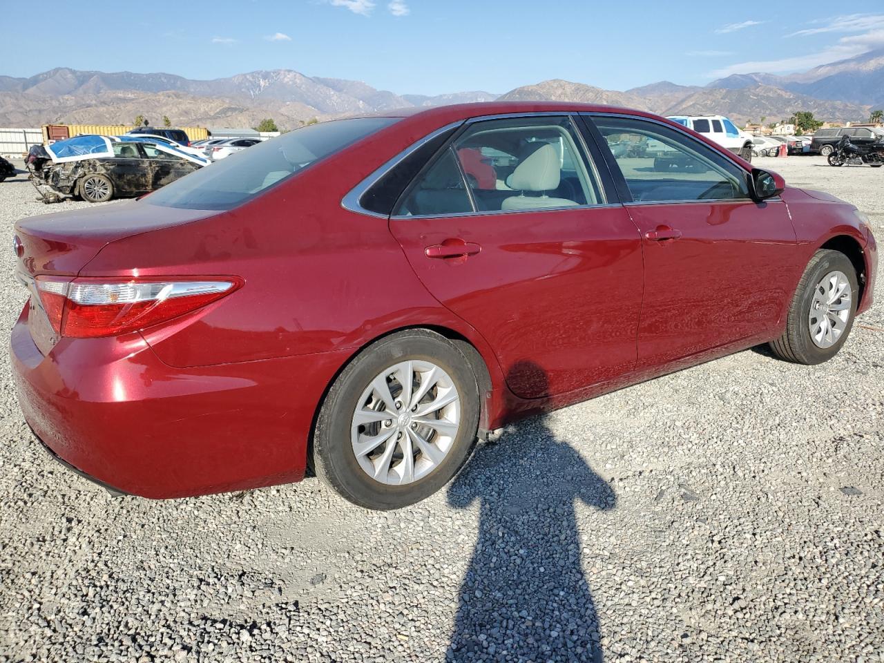 2015 Toyota Camry Le - Image 3