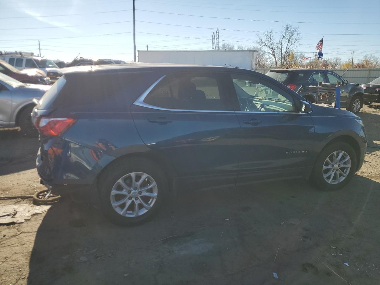 2020 Chevrolet Equinox Lt - Image 3