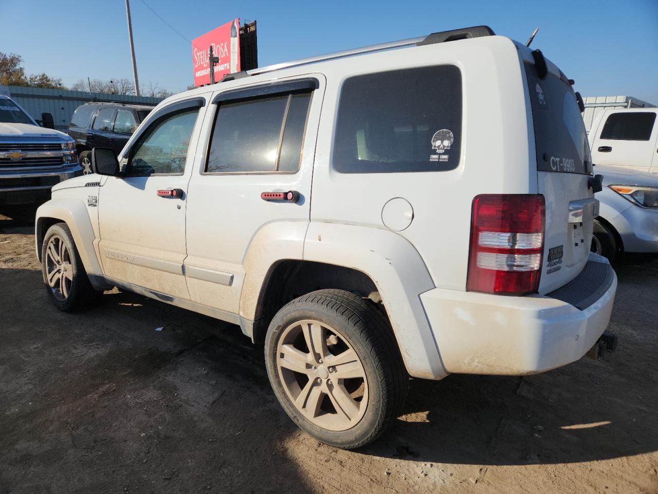 2012 Jeep Liberty Jet - Image 2