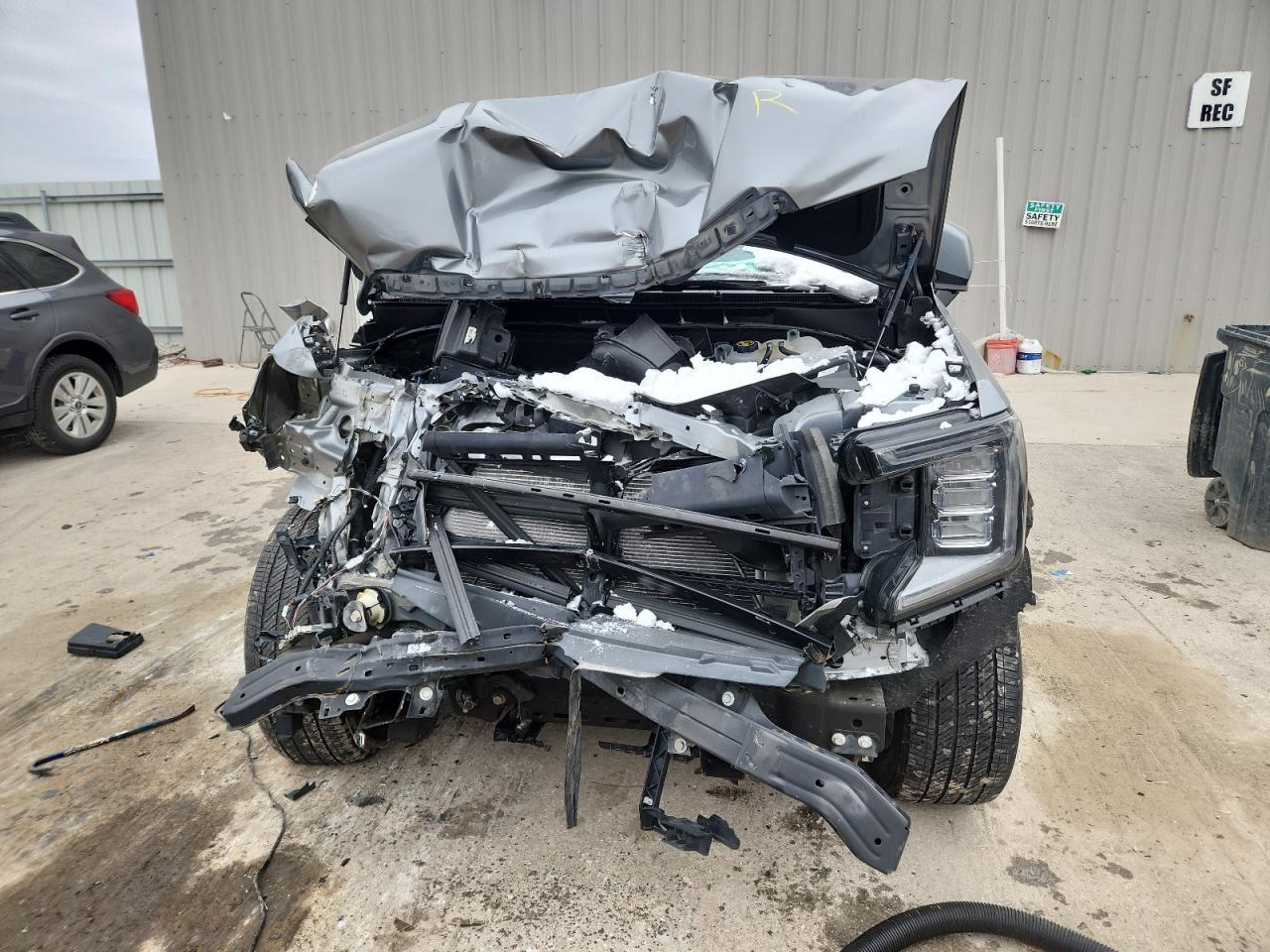 2023 GMC Yukon Slt - Фото 5