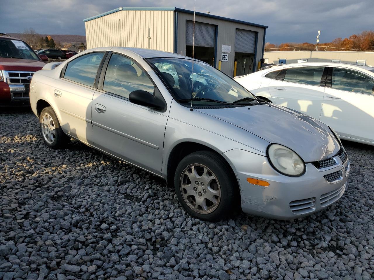 2005 Dodge Neon Sxt - Image 4