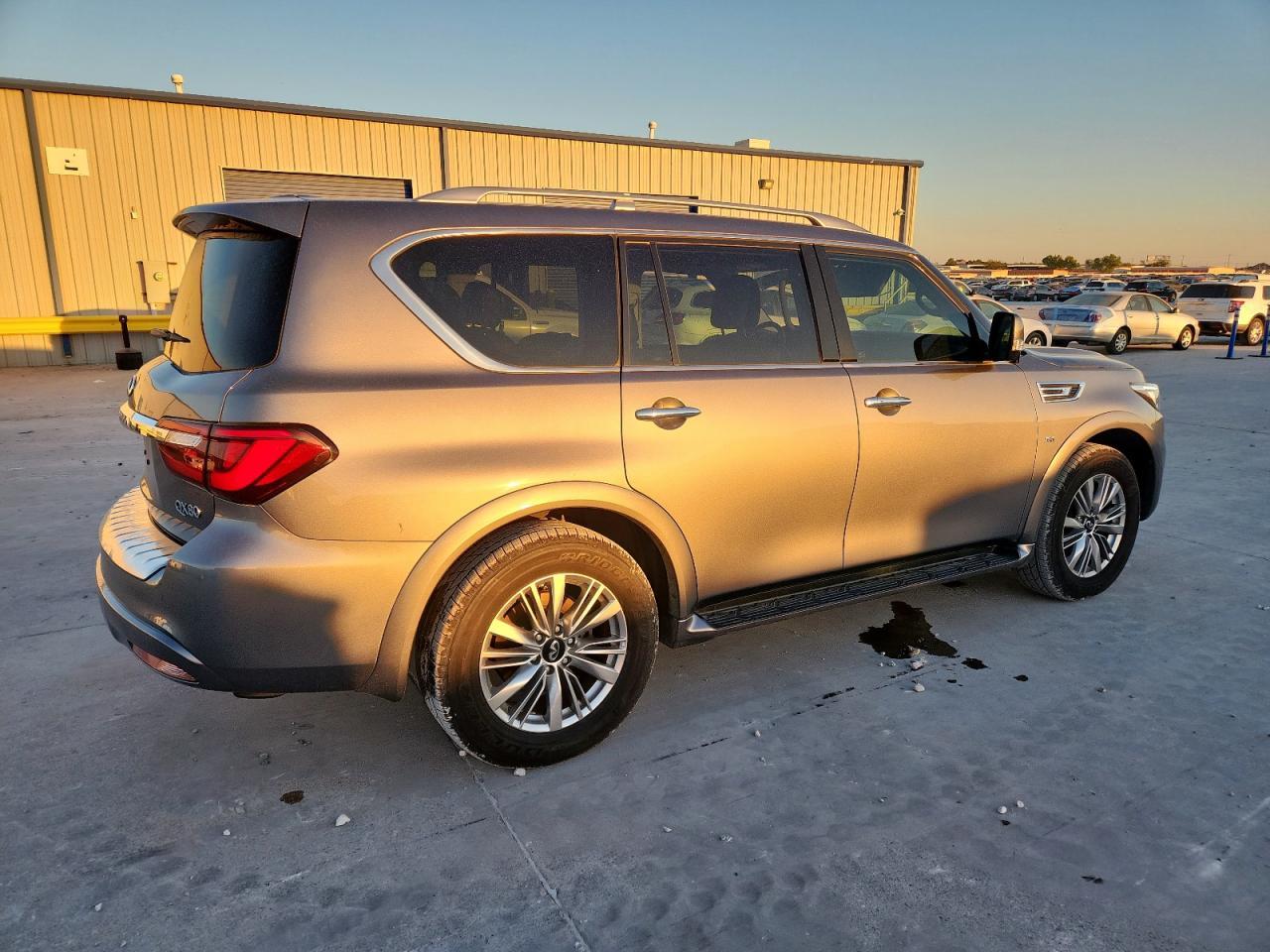 2019 Infiniti Qx80 Luxe - Фото 3