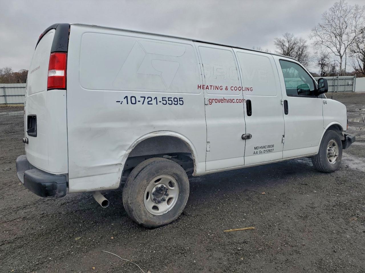 2023 Chevrolet Express 2500 Delivery Van - Image 3