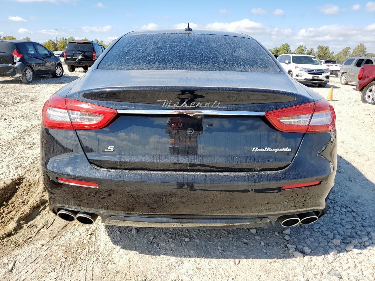 2017 Maserati Quattroporte S - Фото 6