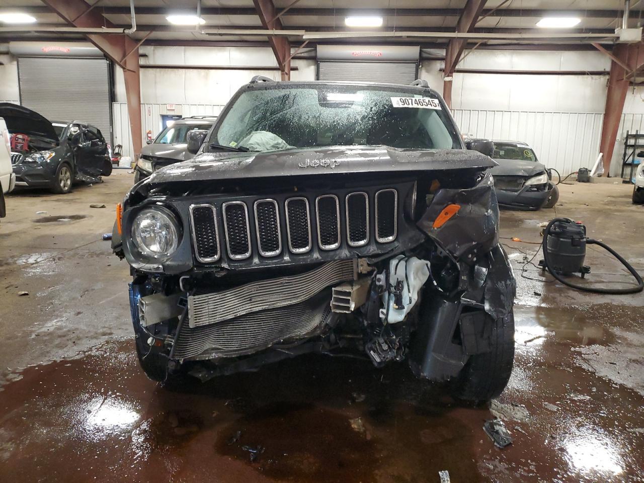 2017 Jeep Renegade Latitude - Image 5