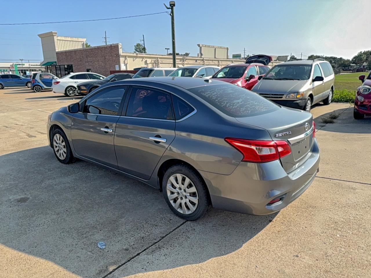 2017 Nissan Sentra S - Image 3