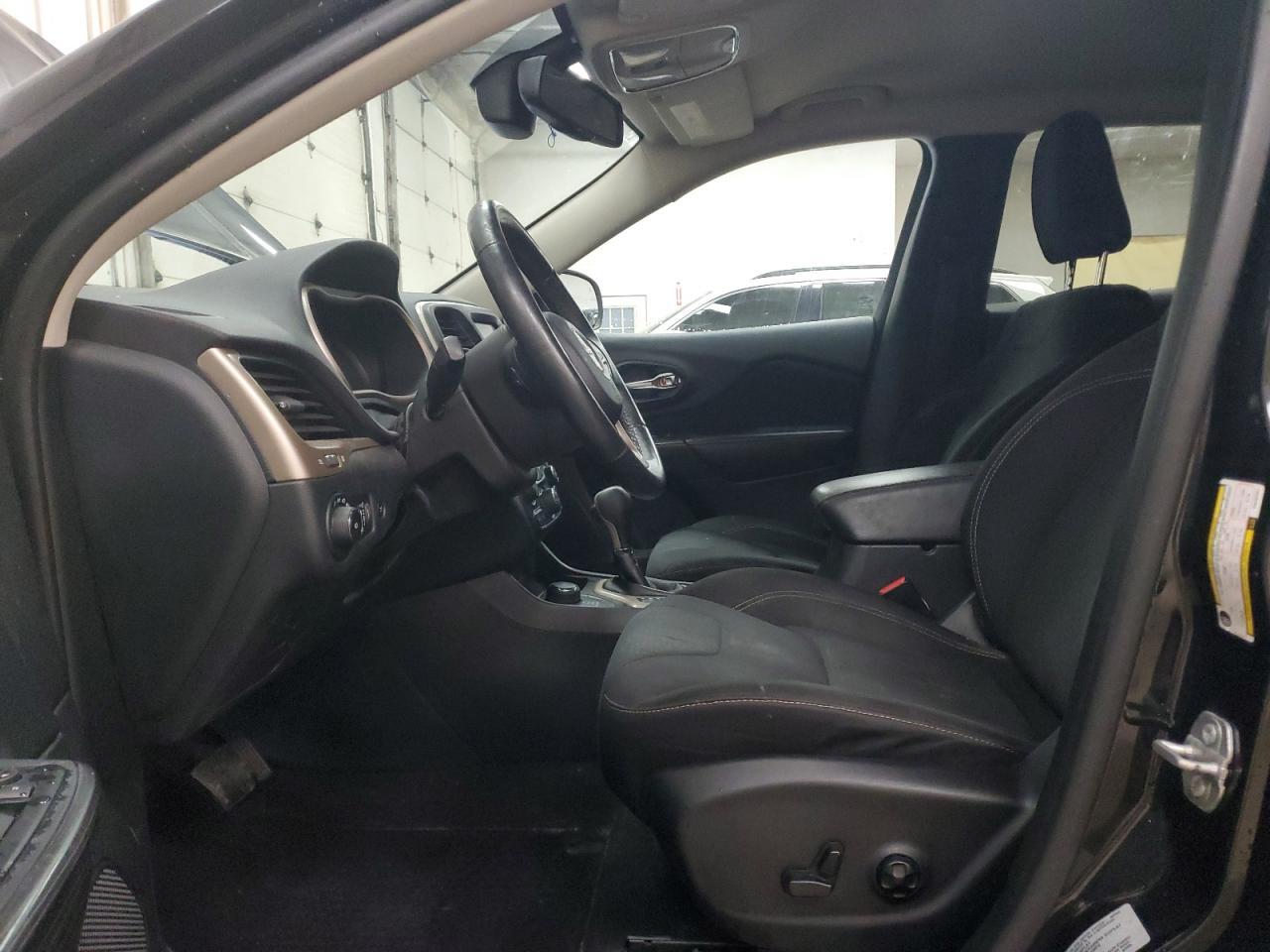 2016 Jeep Cherokee Latitude - Фото 7