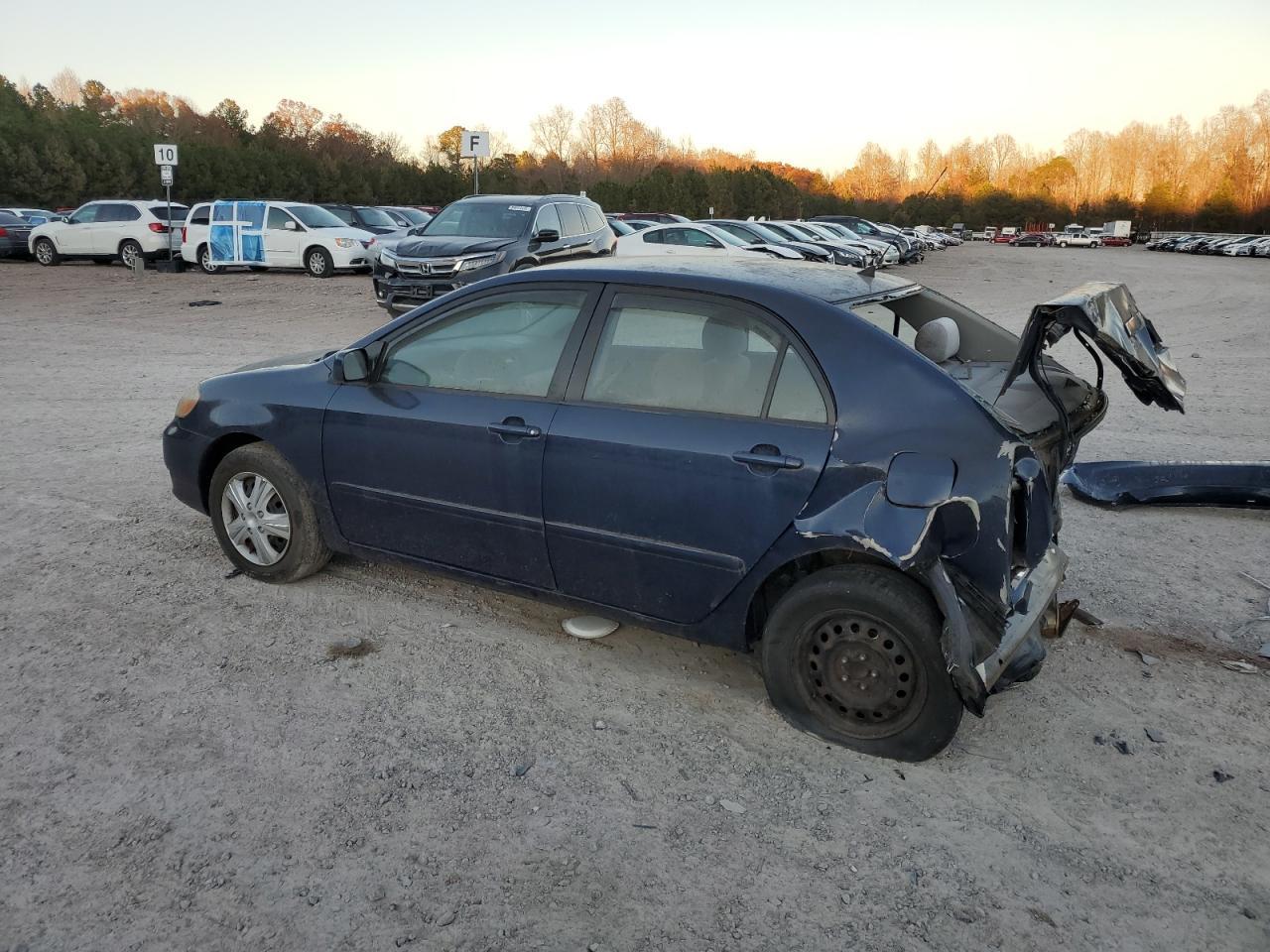 2003 Toyota Corolla Ce - Image 2