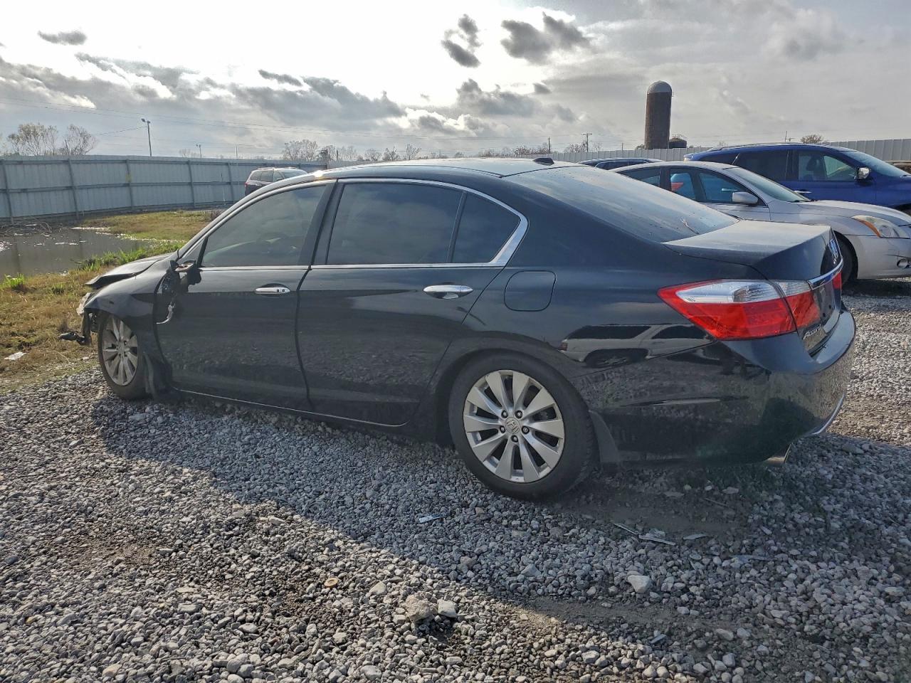 2014 Honda Accord Touring - Фото 2