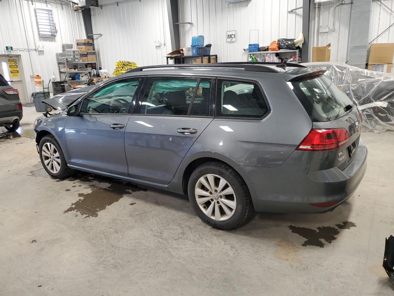 2016 Volkswagen Golf Sportwagen S - Фото 2