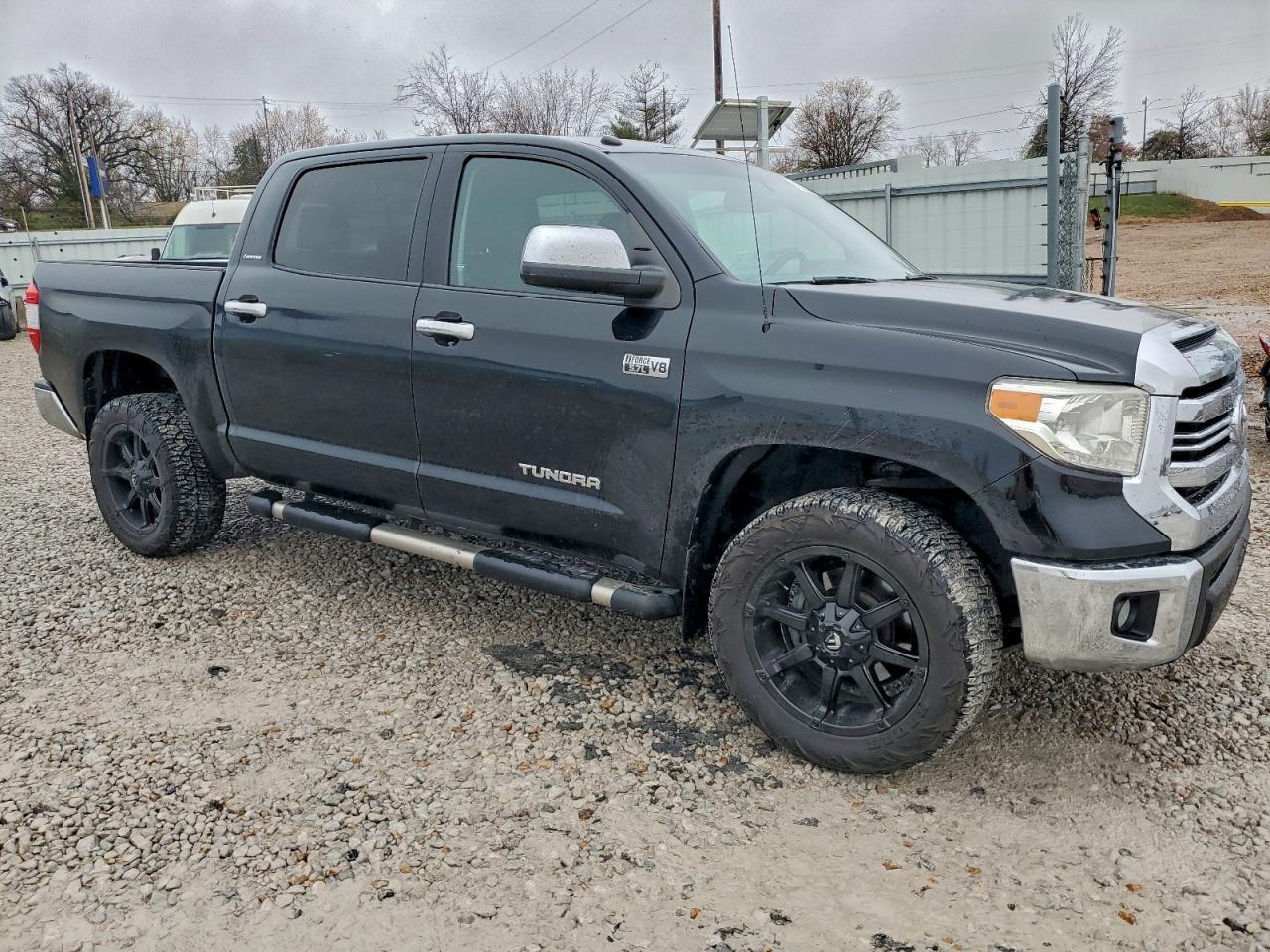 2015 Toyota Tundra Crewmax Limited - Фото 4