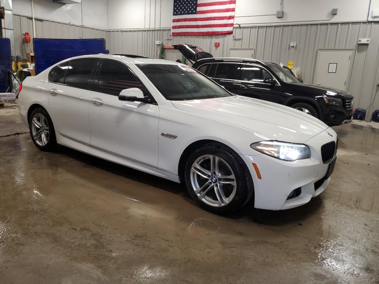 2016 BMW 528 Xi - Фото 4