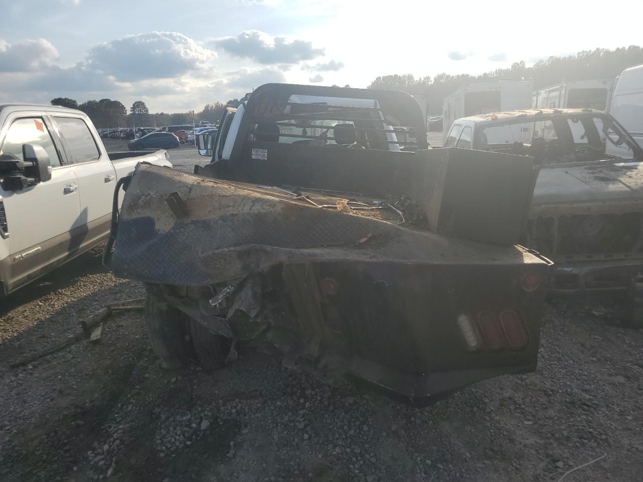 2018 Ram Trucks 3500 - Delivery Truck - Фото 6