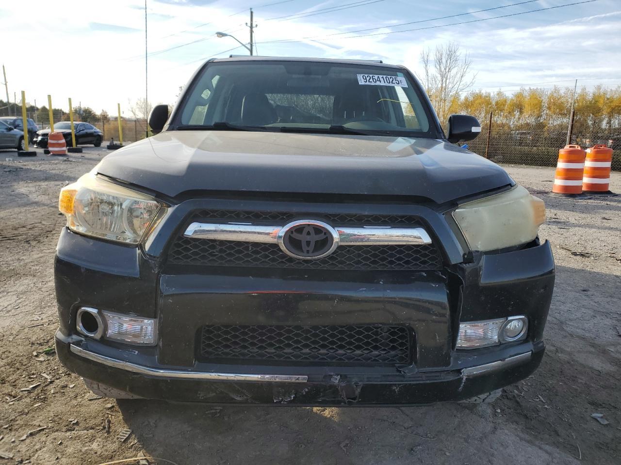 2011 Toyota 4Runner Sr5 - Image 5
