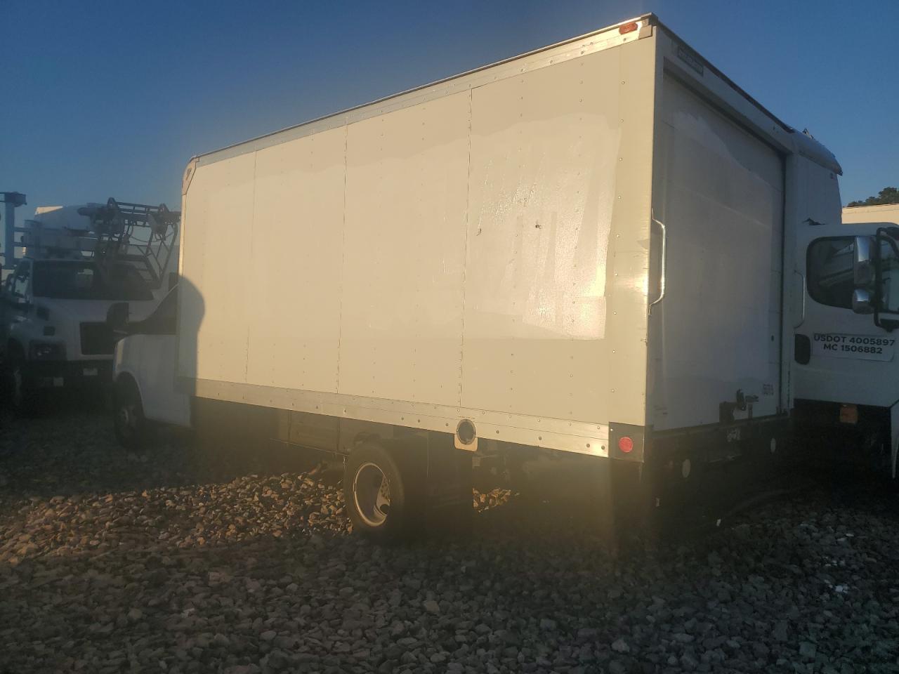 2014 GMC Savana Cutaway G3500 - Image 2