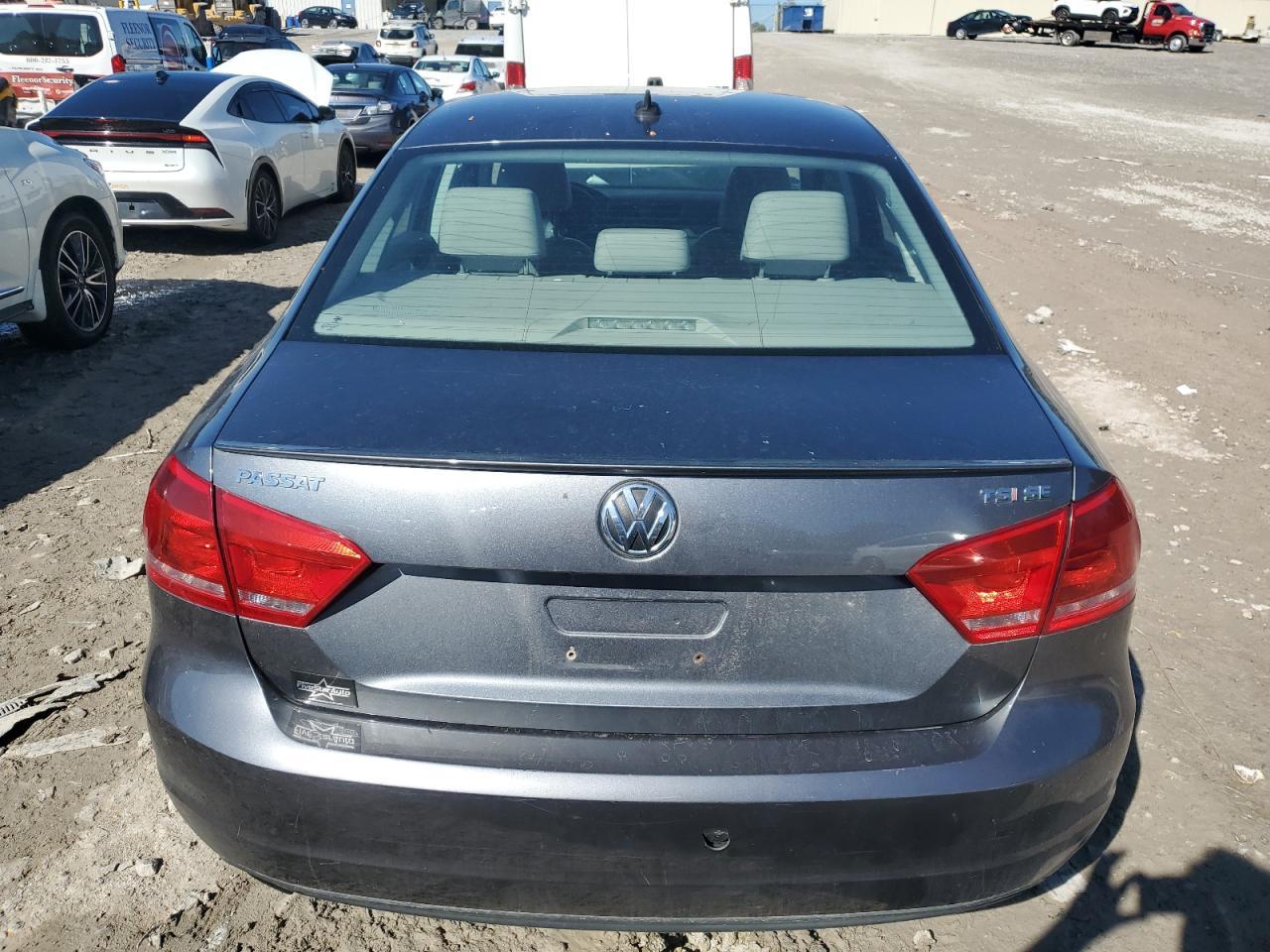 2014 Volkswagen Passat Se - Фото 6