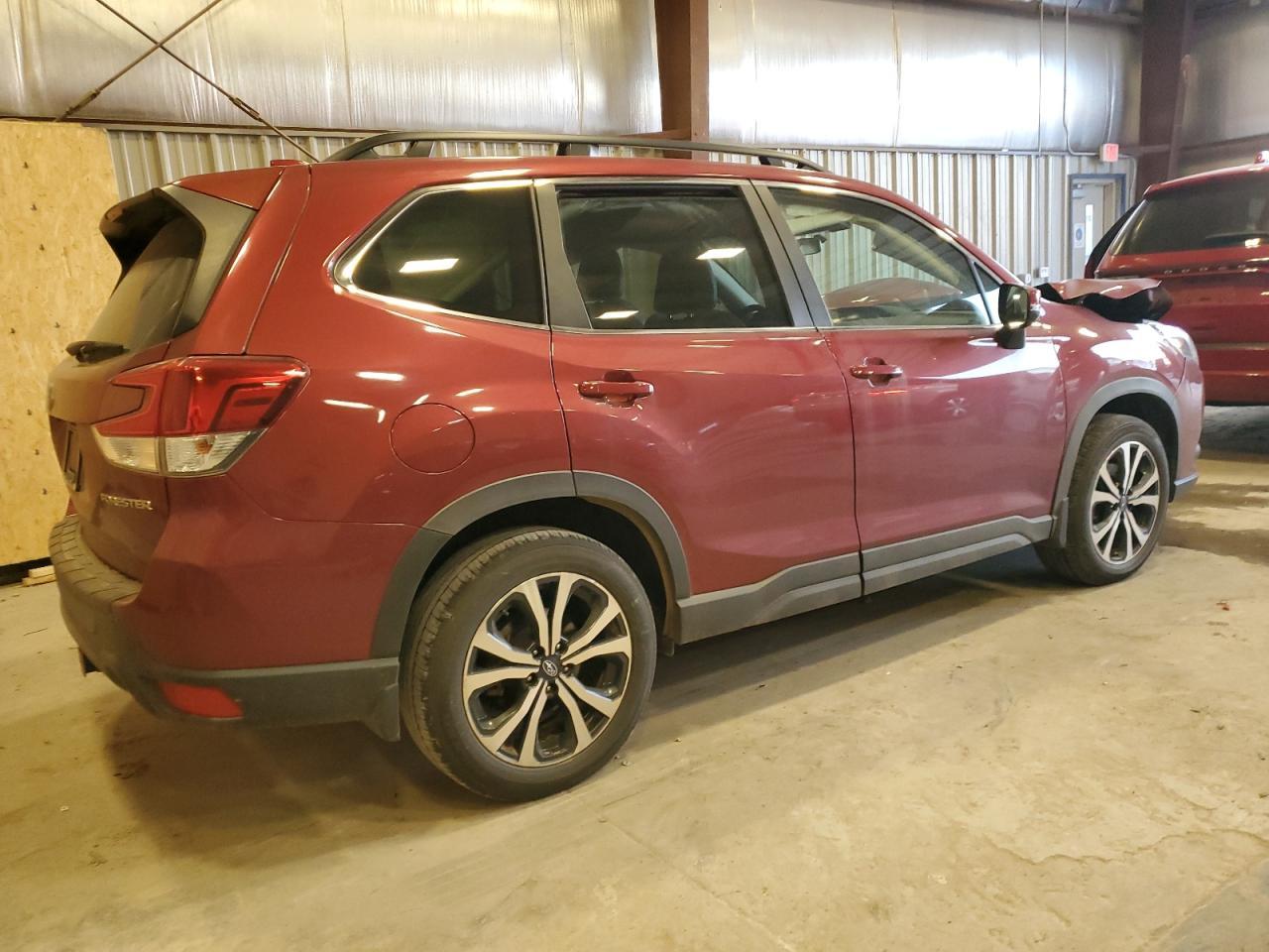 2022 Subaru Forester Limited - Фото 3