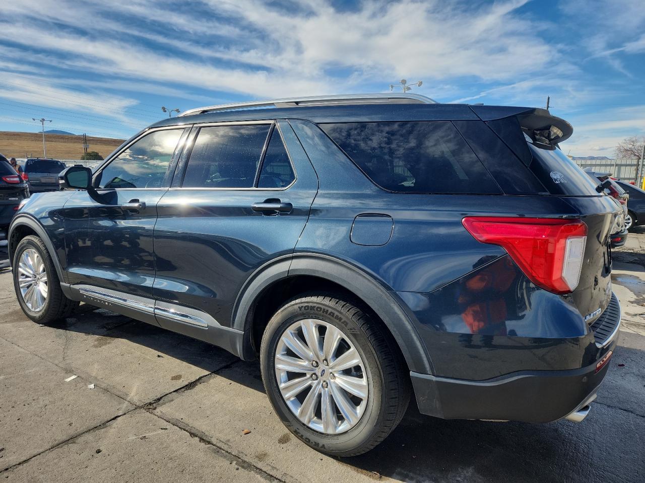 2022 Ford Explorer Limited - Image 2