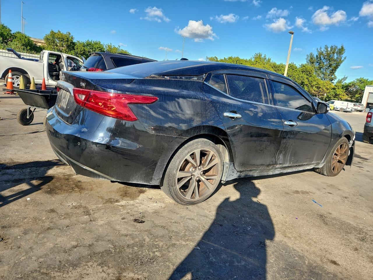2017 Nissan Maxima 3.5S - Фото 3